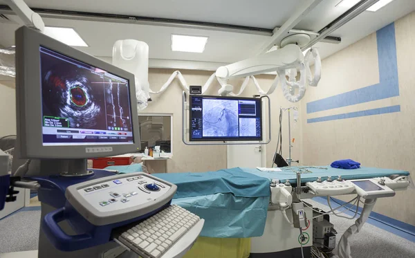 Chirurgie pokoj postel skeneru zařízení — Stock fotografie