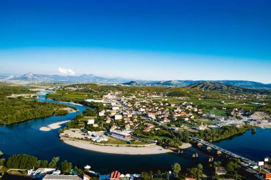 Shkoder Arnavutluk nehir manzarası