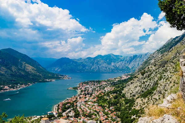 Magnifik utsikt över Kotor Bay Montenegro — Stockfoto