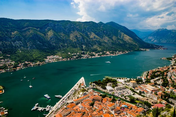 Magnifik utsikt över Kotor Bay Montenegro — Stockfoto