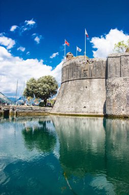 Kotor, Karadağ için duvar