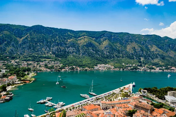 Magnifik utsikt över Kotor Montenegro — Stockfoto