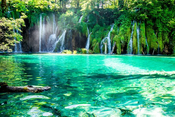 Idyllische placein het National Park in Kroatië — Stockfoto