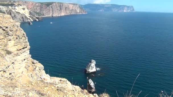 Costa del mar Negro a lo largo de la península de Crimea — Vídeo de stock