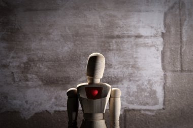 İnsan prototipin ahşap vitrin mankeni