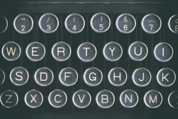 Teclado de primer plano de la máquina de escribir — Foto de Stock