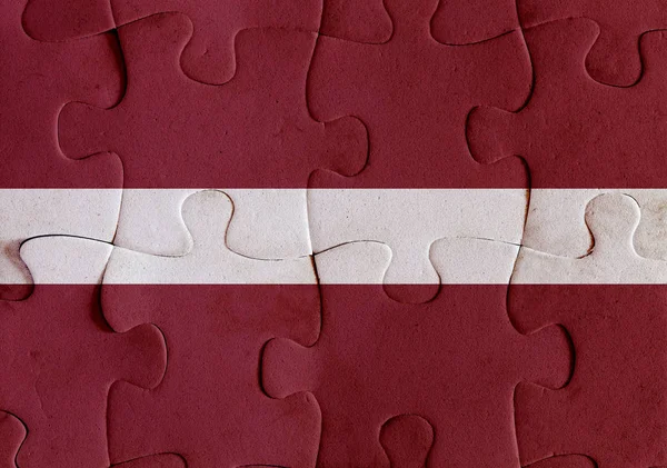 Letonya bayrağı bulmaca