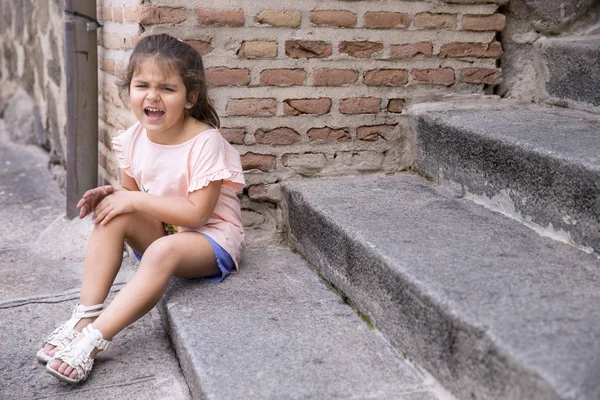 Retrato de niña ofendida —  Fotos de Stock