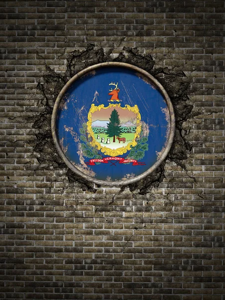 Bandera de Vermont vieja en pared de ladrillo — Foto de Stock