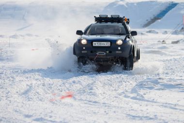 Habarovsk, Rusya - 28 Ocak 2017: Isuzu Vehicross sürme