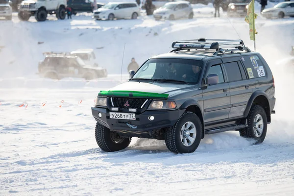 Chabarovsk, Rusko - 28. ledna 2017: Mitsubishi Pajero Sport r — Stock fotografie