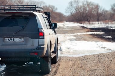Habarovsk, Rusya - 25 Şubat 2017: Mitsubishi Pajero spor 