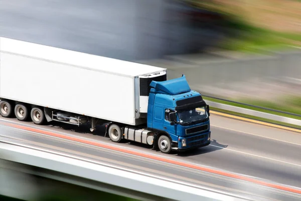 Blue truck — Stock Photo, Image