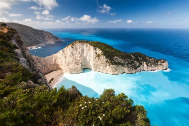 Shipwreck koyunda Zakynthos üzerinde 