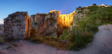 Ronda 'daki Puente Nuevo Köprüsü