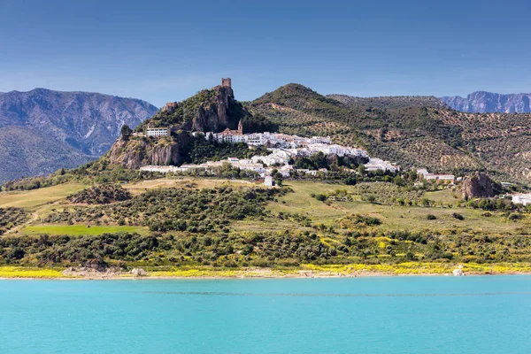 Lago Zahara na província de Cádiz — Fotografia de Stock