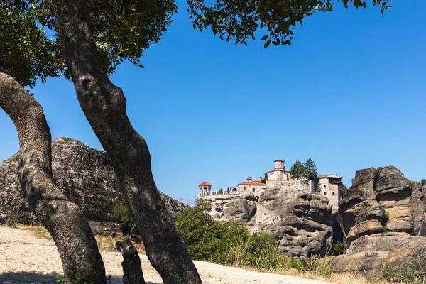 Meteora, Kalabaka, Grécia Fotos De Bancos De Imagens