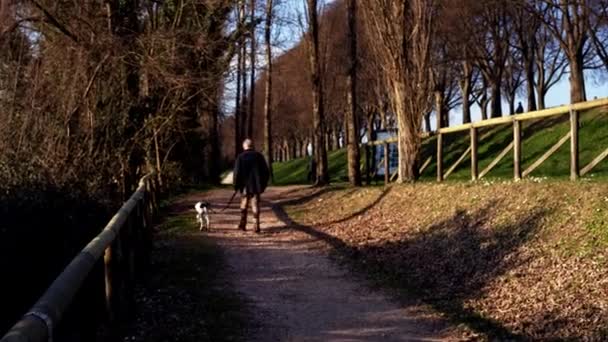 Caminar bajo las paredes de Ferrara Fotografías de stock