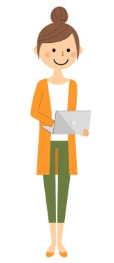 Genç kadın, anne, dizüstü bilgisayar