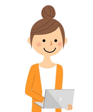 Genç kadın, anne, dizüstü bilgisayar