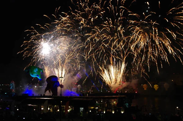 Grand défilé des Dragons, Cracovie Images De Stock Libres De Droits