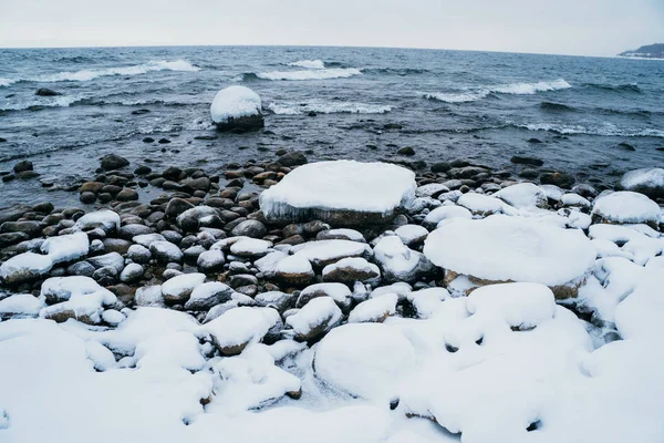 Pedras Uma Costa Lago Baikal Inverno — Fotografia de Stock