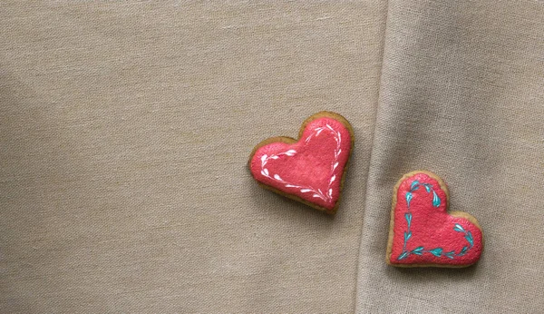 Love Cookies Herz auf Serviette. Valentinstag-Kartenkonzept — Stockfoto