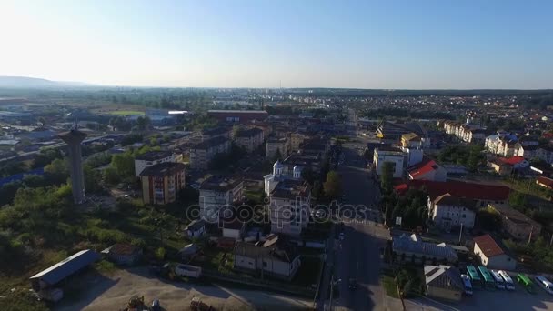 Havadan görüntüleri, sabah şehir, Pitesti, Romanya — Stok video