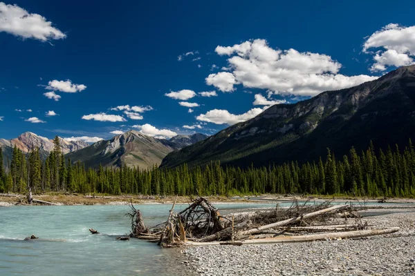 Kootenay river in Canada — Stock Photo, Image