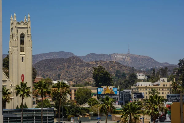 The Hollywood sign overlooking Los Angeles. — Stock Photo, Image