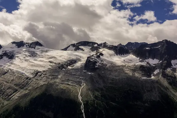 Rocky Dağları. Kanada.