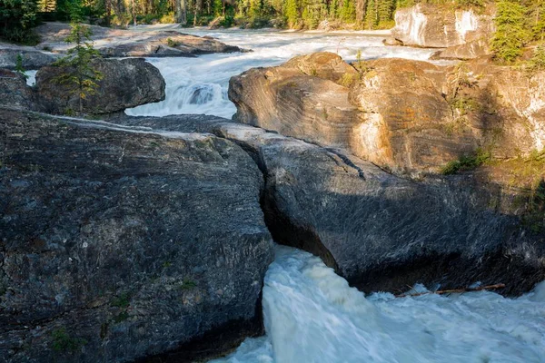 Natural Bridge in Yoho National Park, BC, Canada — Stock Photo, Image