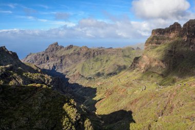 masca, tenerife, İspanya'nın köyüne giden yol virajlı dağ