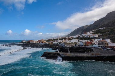 güzel panoramik bir rahat Garachico şehir, Tenerife, Kanarya Adaları, İspanya