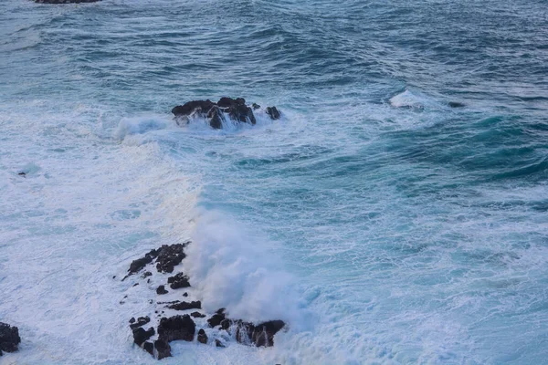 Lave et océan gelés noirs à Tenerife — Photo
