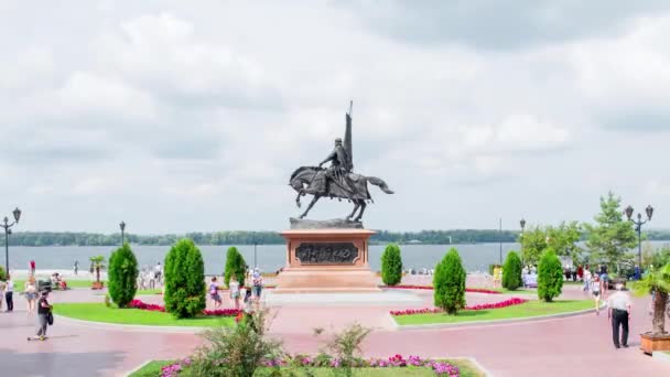 Monumento al Príncipe Grigory Zasekin . — Vídeo de stock