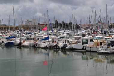 Fransa. Sable d Olonne. Bağlantı noktası.19 Ağustos 2017 .