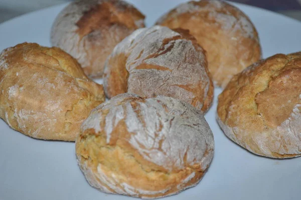 Хліб Білій Тарілці — стокове фото