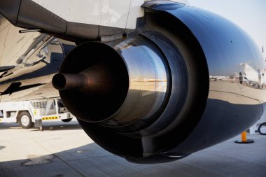 Güneşli bir gün, airshow yere uçak