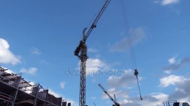 İnşaat vinç geri evine döndü