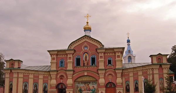 Holy Spirit Monastery, goalkeeper church St. Onufry the Great, outside view — ストック写真