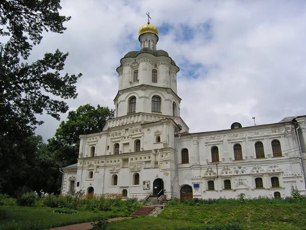 Starobylá Budova Chernihiv Collegium Postavená Roce 1700 Letní Den — Stock fotografie