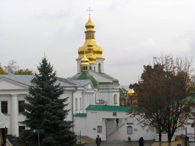 Kiev Pechersk Lavra 'nın yakınındaki mağaralara giriş.
