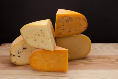 ahşap peynir karışımı