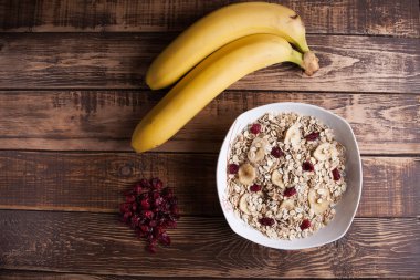 meyve ile yulaf plaka