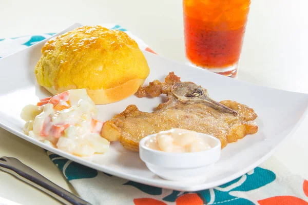 mutfağı ateş et aydınlatma kullanılan