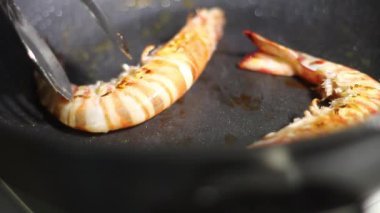 Bu IA pişirme video klip