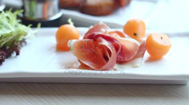 Bu IA jambon ve kavun bir video klip