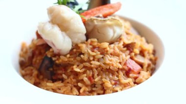 Bu IA Risotto bir video klip