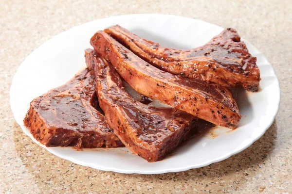 Una sesión de cocina utiliza la iluminación de carne —  Fotos de Stock